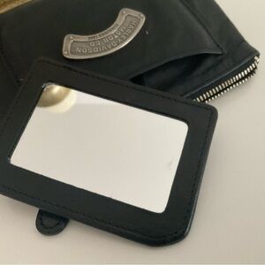 Harley-Davidson black leather zipper pouch w/mirror, like new